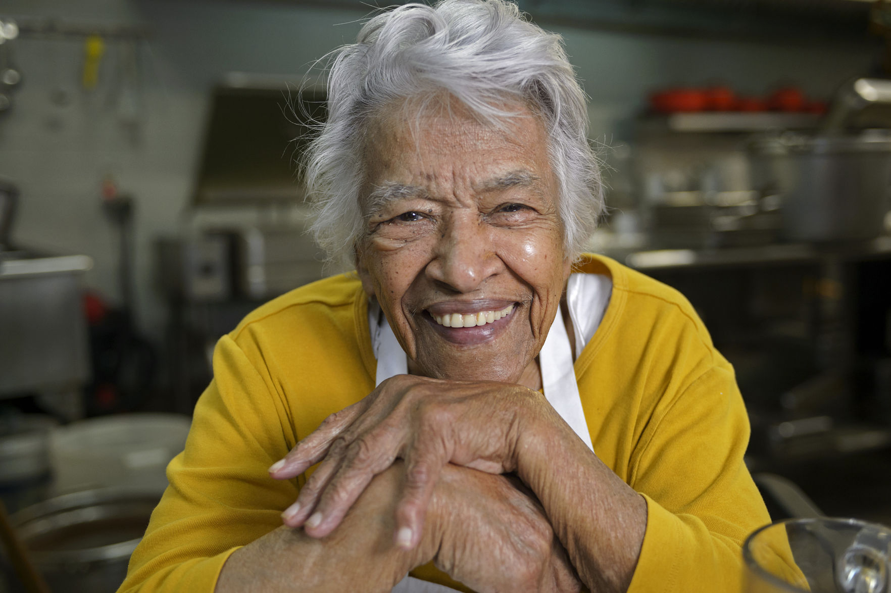 NO.leahchase.adv.0002